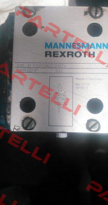 589960/4* - 4 WE 10 D31/CW220N9Z4 same as P/N: R900589960 Type: 4WE 10 D3X/CW230N9Z4  Rexroth